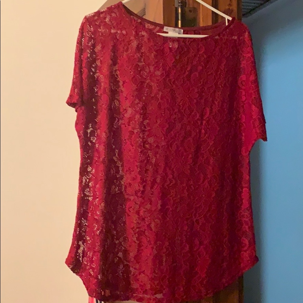 Maroon color laced top